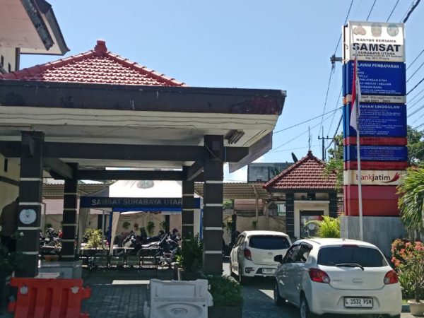 Paur dan Pamin Samsat Surabaya Utara Diduga Terima Setoran Pungli Dari Samsat